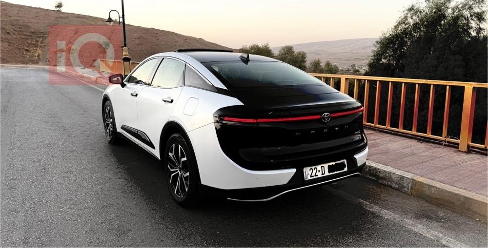 تۆیۆتا کراون